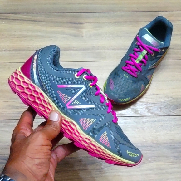New Balance Women's Fresh Foam 980 Trail - Picture 2 of 8